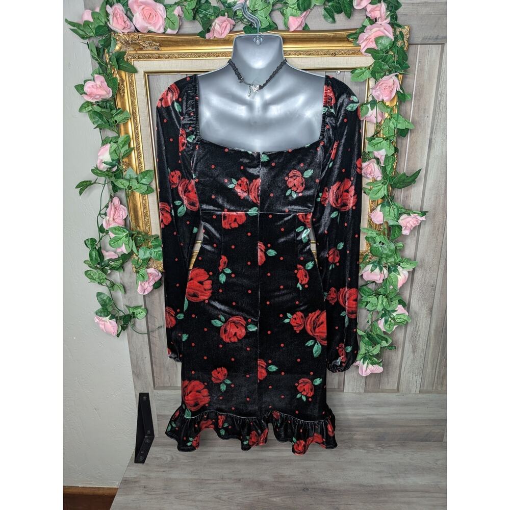 FOREVER 21 Black Velvet Floral Mini Dress Square Neck Long Sleeve Ruffle Hem M - Picture 3 of 4